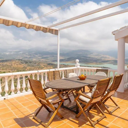 Juan Romanes Vinuela By Ruralidays *